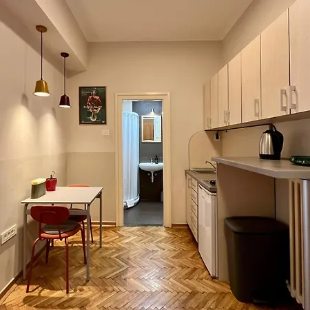 Close To Everything Apartment *